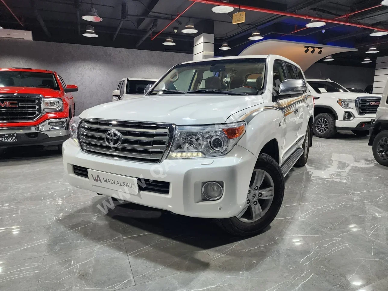 Toyota  Land Cruiser  VXR  2015  Automatic  222,000 Km  8 Cylinder  Four Wheel Drive (4WD)  SUV  White