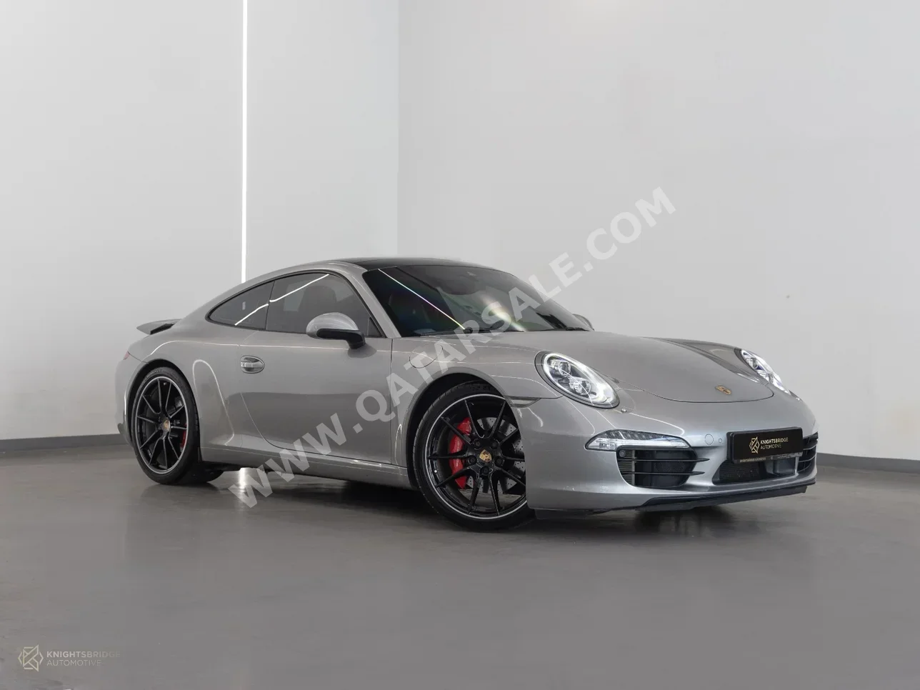 بورش  911  كاريرا اس  2015  اوتوماتيك  82,500 كم  6 سلندر  دفع كلي مستمر  كوبيه \ سبورت  فضي  تحت الضمان