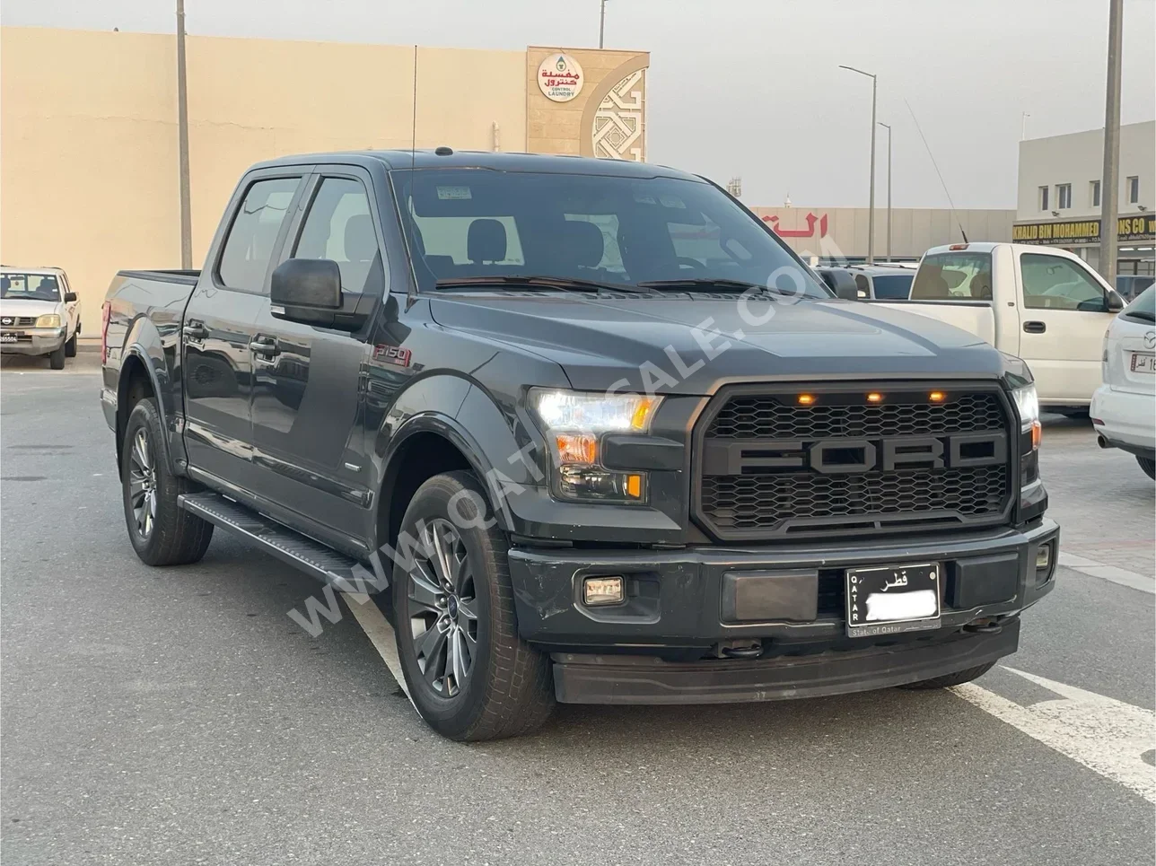 Ford  F  150  2017  Automatic  127,000 Km  8 Cylinder  Four Wheel Drive (4WD)  Pick Up  Black