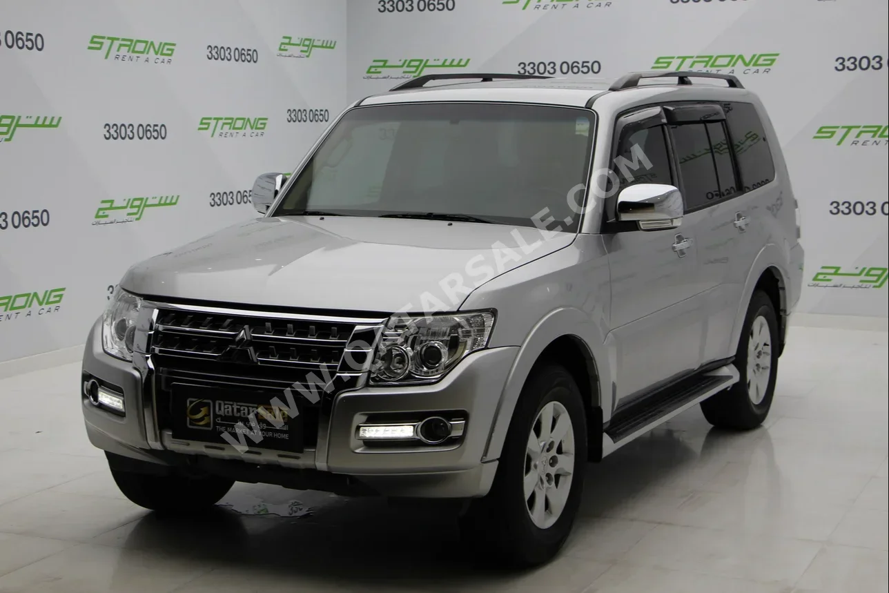 Mitsubishi  Pajero  2020  Automatic  37,000 Km  6 Cylinder  Four Wheel Drive (4WD)  SUV  Gray