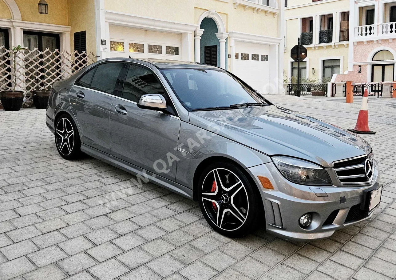 مرسيدس - بنز  سي - كلاس  63 AMG  2009  اوتوماتيك  179,000 كم  8 سلندر  دفع خلفي  سيدان  فضي