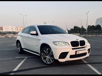 BMW  X-Series  X6  2013  Automatic  143,000 Km  8 Cylinder  Four Wheel Drive (4WD)  SUV  White  With Warranty