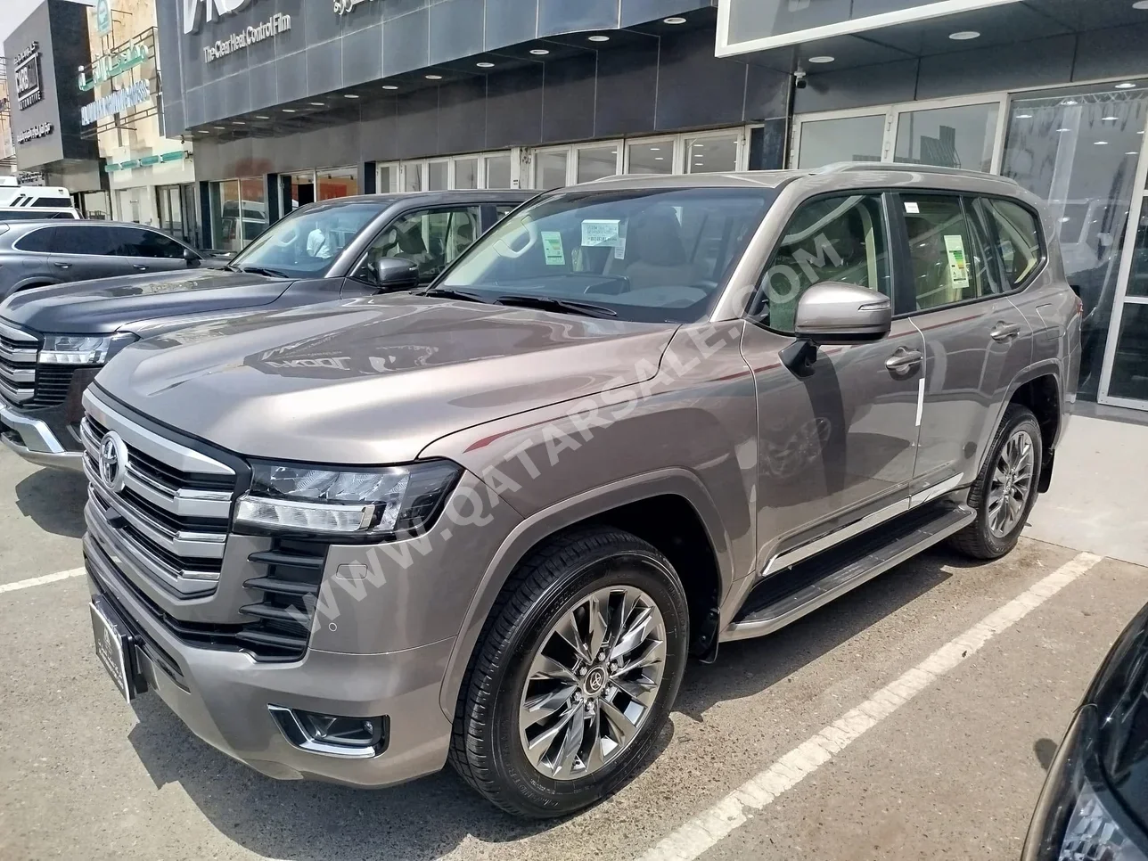 Toyota  Land Cruiser  GXR Twin Turbo  2024  Automatic  0 Km  6 Cylinder  Four Wheel Drive (4WD)  SUV  Bronze  With Warranty