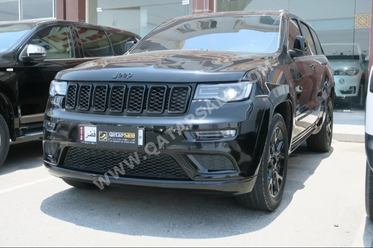 Jeep  Grand Cherokee  2022  Automatic  48,000 Km  6 Cylinder  Four Wheel Drive (4WD)  SUV  Black  With Warranty