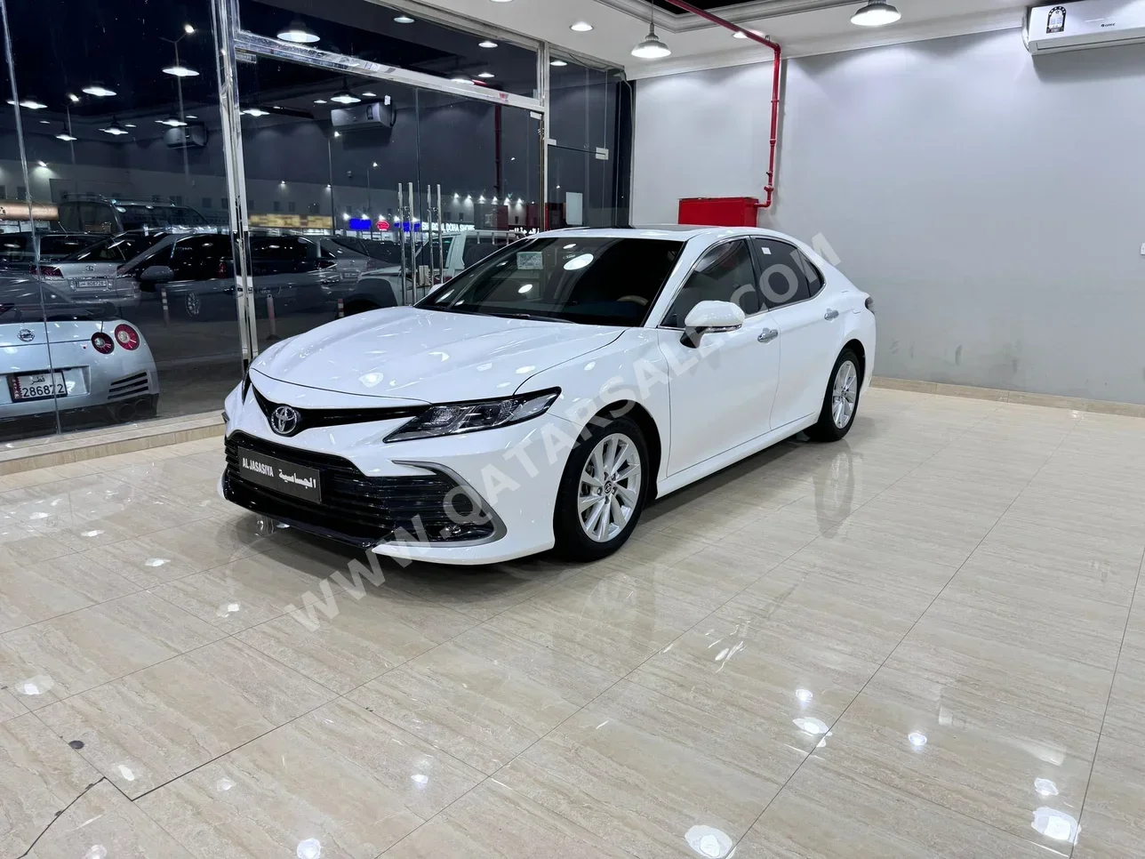 Toyota  Camry  GLE  2023  Automatic  23,000 Km  4 Cylinder  Front Wheel Drive (FWD)  Sedan  White  With Warranty