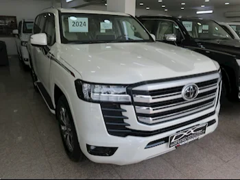 Toyota  Land Cruiser  GXR  2024  Automatic  0 Km  6 Cylinder  Four Wheel Drive (4WD)  SUV  White  With Warranty