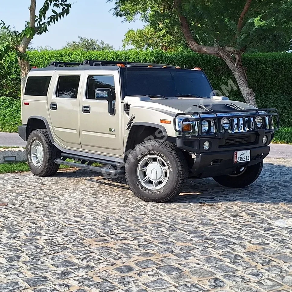 Hummer  H2  2007  Automatic  155,000 Km  8 Cylinder  Four Wheel Drive (4WD)  SUV  Gray Metallic