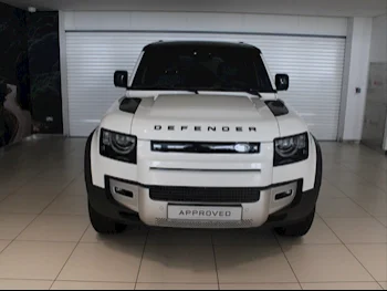 Land Rover  Defender  110 HSE  2021  Automatic  48,500 Km  6 Cylinder  Four Wheel Drive (4WD)  SUV  White  With Warranty