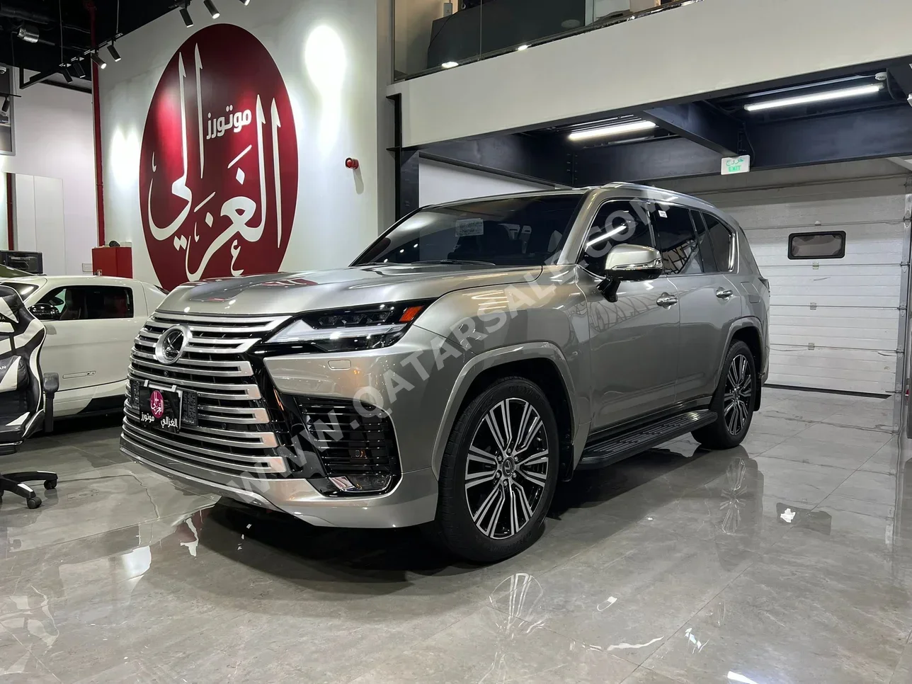 Lexus  LX  600 Luxury  2023  Automatic  27,000 Km  6 Cylinder  Four Wheel Drive (4WD)  SUV  Silver  With Warranty