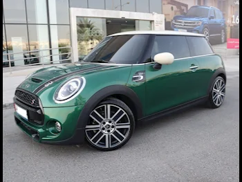 Mini  Cooper  S  2020  Automatic  36,000 Km  4 Cylinder  Front Wheel Drive (FWD)  Hatchback  Green