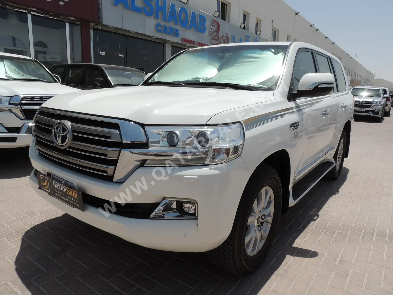 Toyota  Land Cruiser  VXR  2021  Automatic  106,000 Km  8 Cylinder  Four Wheel Drive (4WD)  SUV  White