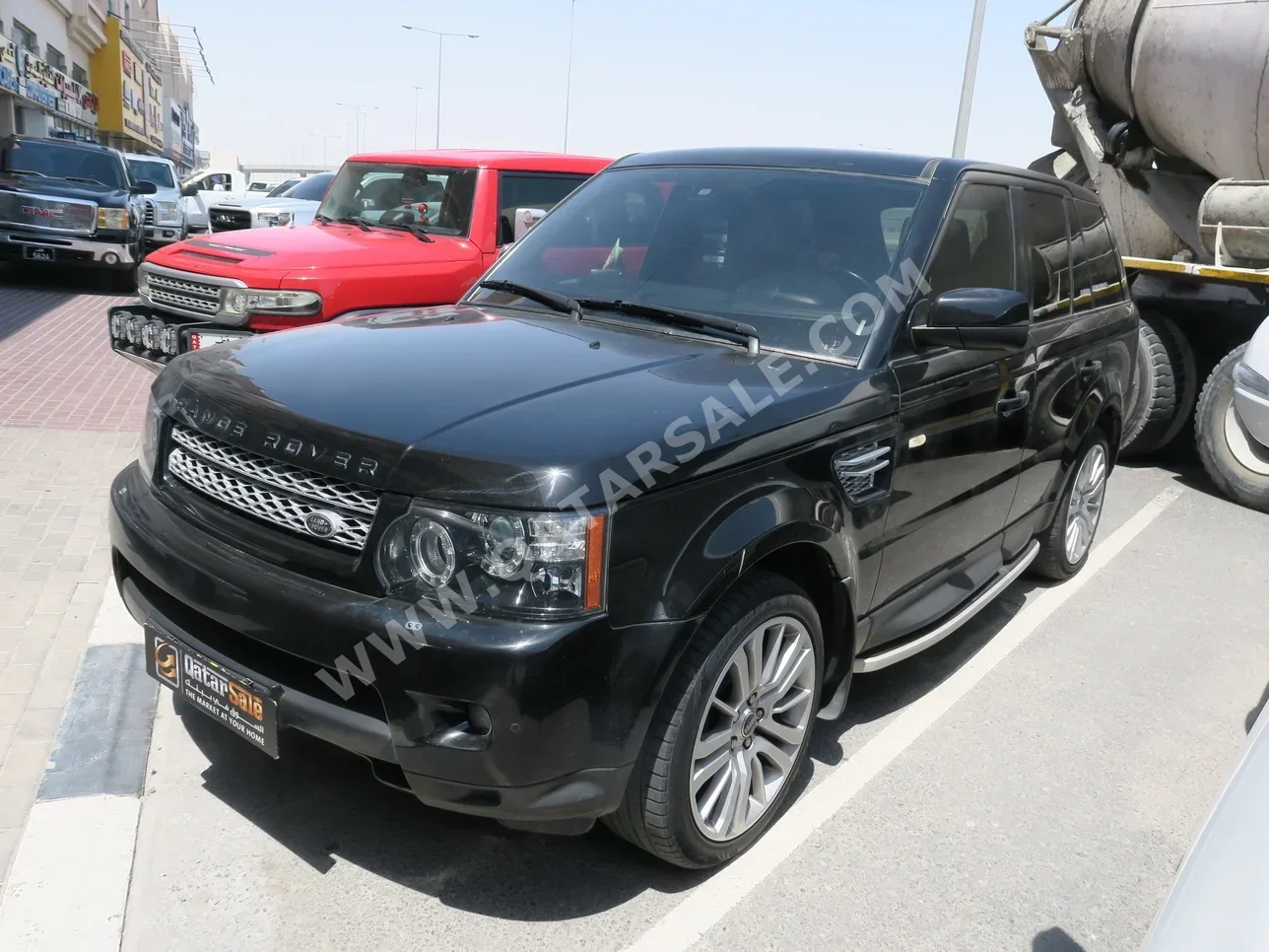 Land Rover  Range Rover  Sport  2013  Automatic  139,000 Km  6 Cylinder  Four Wheel Drive (4WD)  SUV  Black