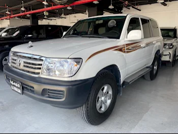 Toyota  Land Cruiser  GX  2007  Manual  400,000 Km  6 Cylinder  Four Wheel Drive (4WD)  SUV  White