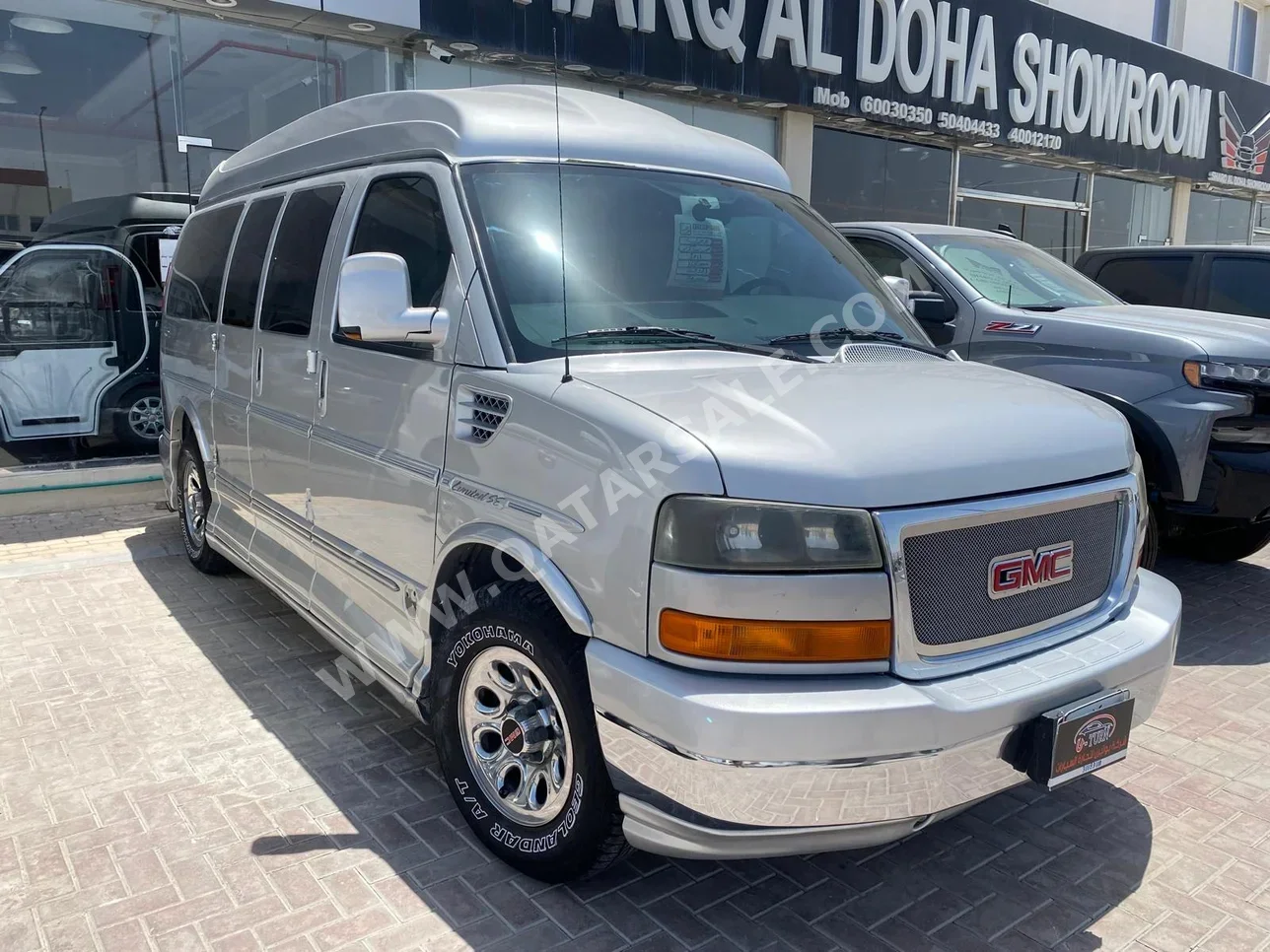 GMC  Savana  Explorer Limited SE  2011  Automatic  168,000 Km  6 Cylinder  Front Wheel Drive (FWD)  Van / Bus  Silver