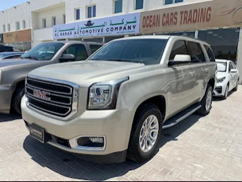 GMC  Yukon  SLE  2016  Automatic  200٬000 Km  8 Cylinder  Rear Wheel Drive (RWD)  SUV  Gold