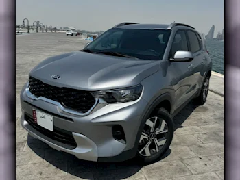 Kia  Sonet  2021  Automatic  76,000 Km  4 Cylinder  Front Wheel Drive (FWD)  SUV  Silver  With Warranty