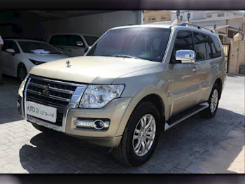 Mitsubishi  Pajero  3.8 Gold Edition  2020  Automatic  106,200 Km  6 Cylinder  Four Wheel Drive (4WD)  SUV  Gold