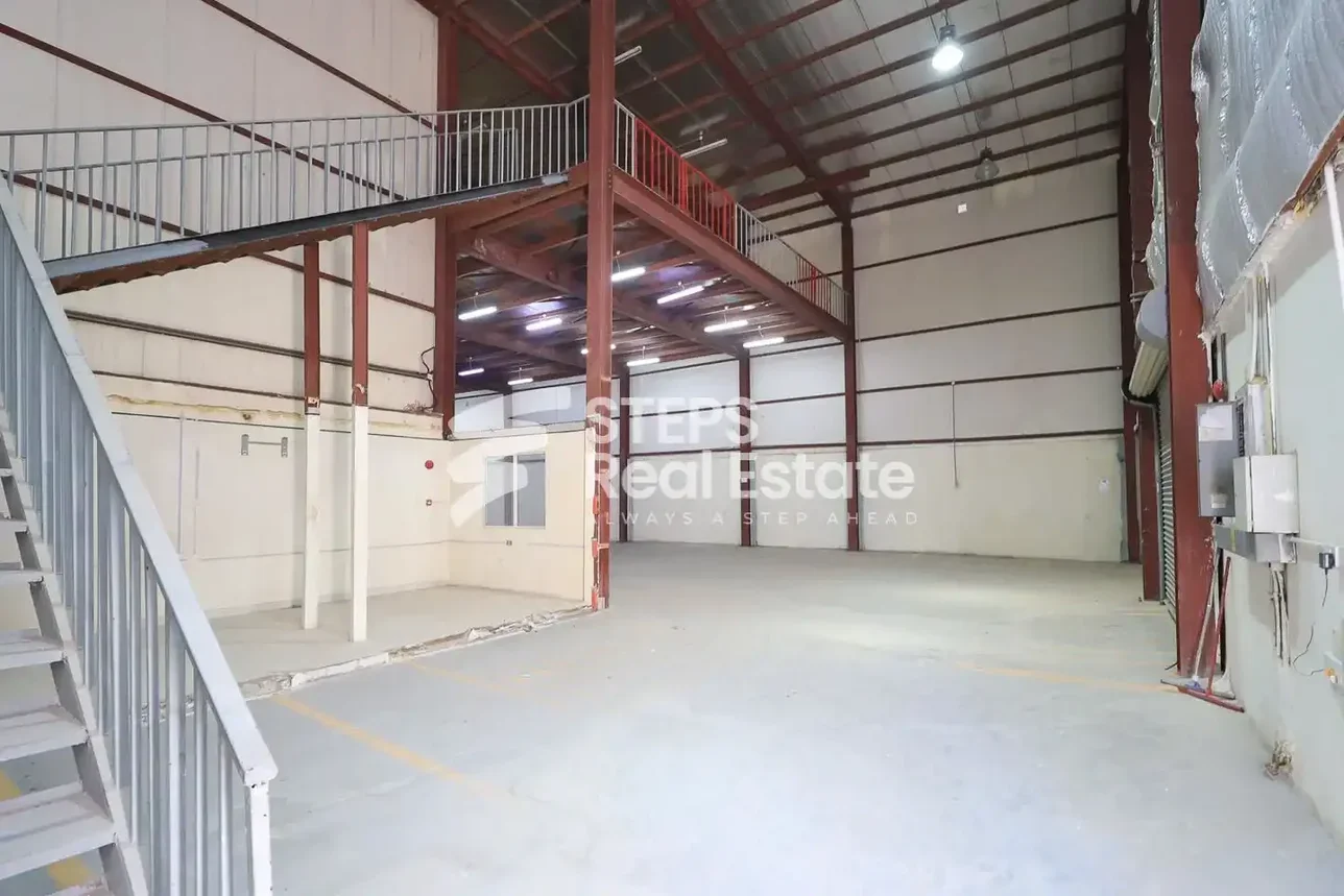 Warehouses & Stores - Al Rayyan  - Industrial Area  -Area Size: 1600 Square Meter