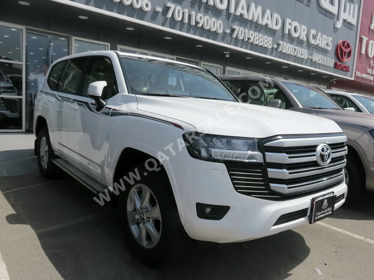 Toyota  Land Cruiser  GXR  2024  Automatic  0 Km  6 Cylinder  Four Wheel Drive (4WD)  SUV  White  With Warranty