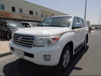 Toyota  Land Cruiser  VXR  2014  Automatic  364٬000 Km  8 Cylinder  Four Wheel Drive (4WD)  SUV  White