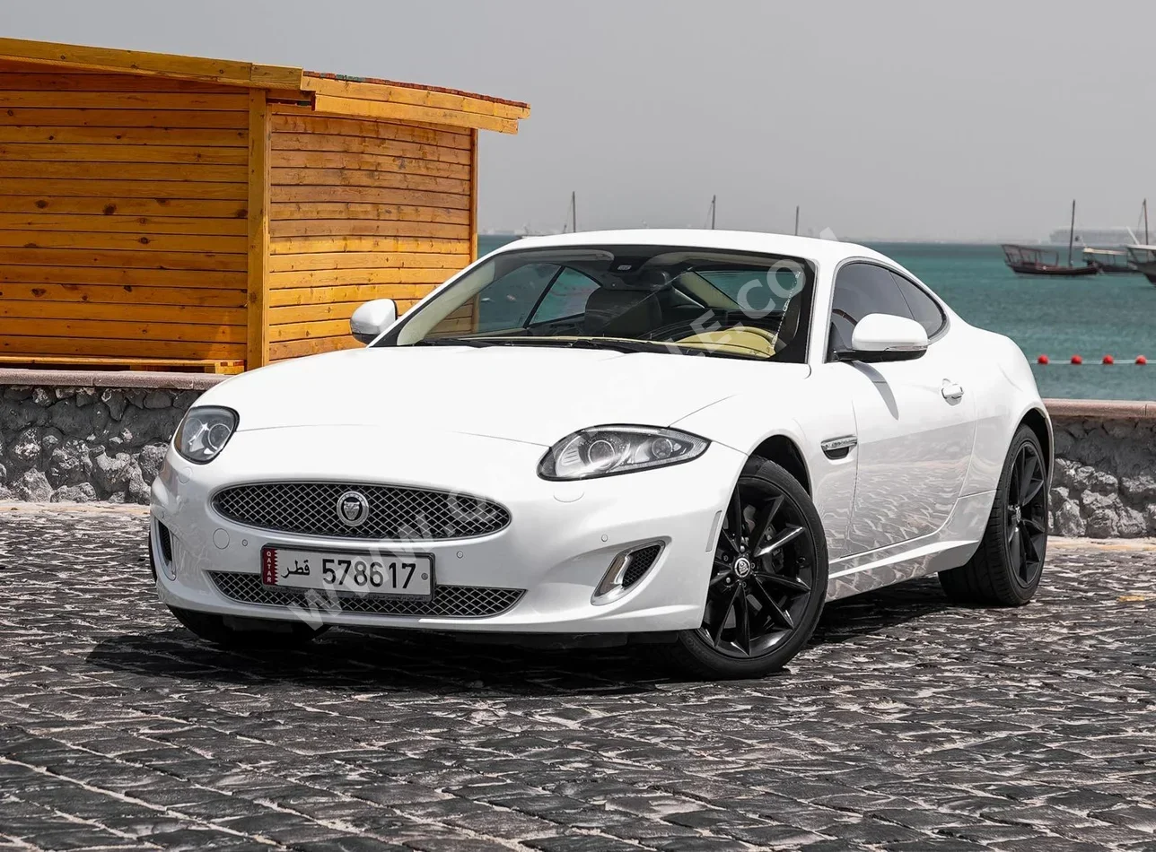 Jaguar  XK  2014  Automatic  65,000 Km  6 Cylinder  Rear Wheel Drive (RWD)  Coupe / Sport  White