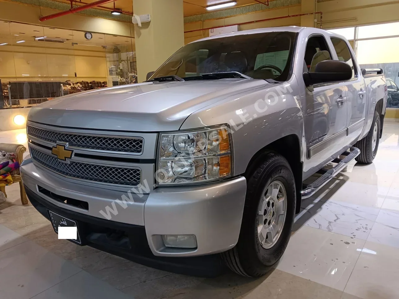 Chevrolet  Silverado  2013  Automatic  220,000 Km  8 Cylinder  Four Wheel Drive (4WD)  Pick Up  Silver