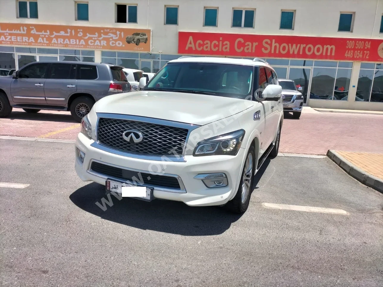 Infiniti  QX  80  2016  Automatic  191,000 Km  8 Cylinder  Four Wheel Drive (4WD)  SUV  White