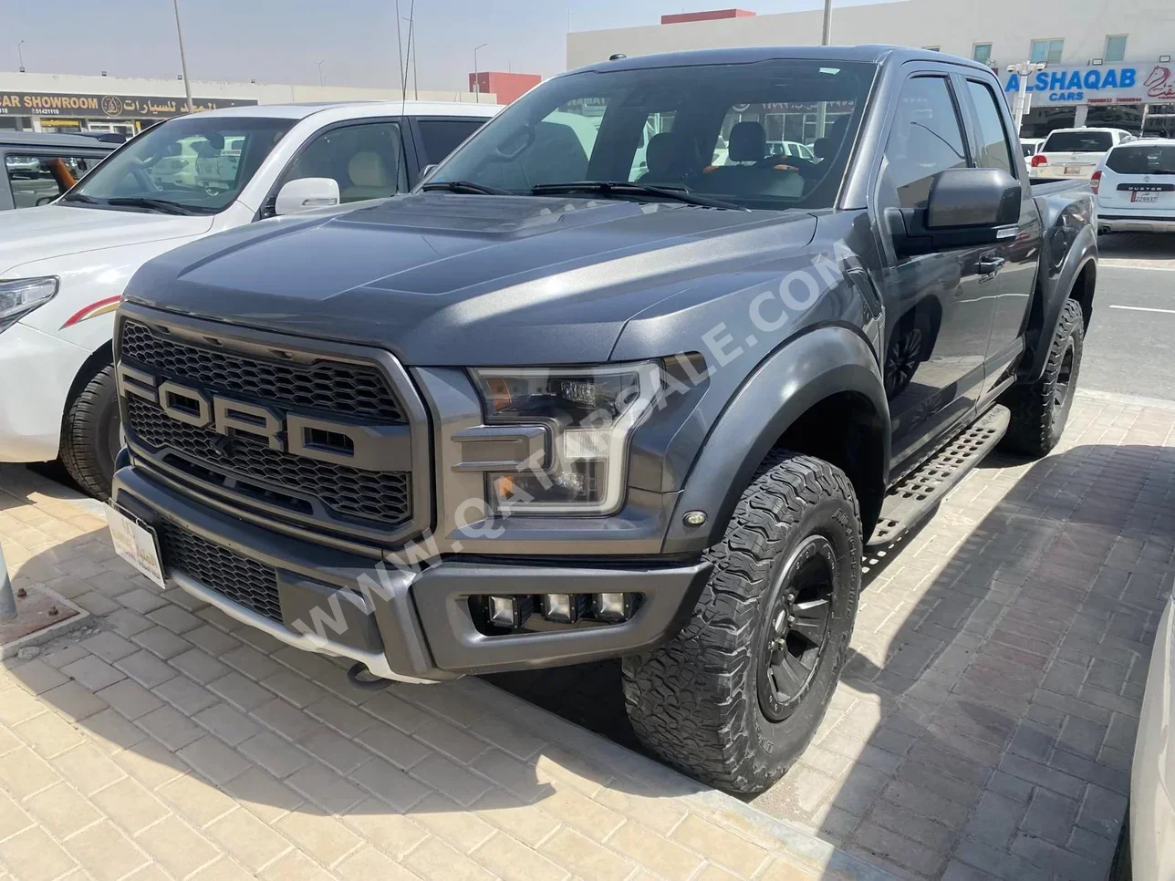 Ford  Raptor  2018  Automatic  130,000 Km  6 Cylinder  Four Wheel Drive (4WD)  Pick Up  Gray