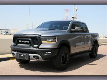  Dodge  Ram  2022  Automatic  61,000 Km  8 Cylinder  Four Wheel Drive (4WD)  Pick Up  Silver  With Warranty