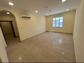 2 Bedrooms  Apartment  For Rent  in Umm Salal -  Umm Salal Ali  Not Furnished