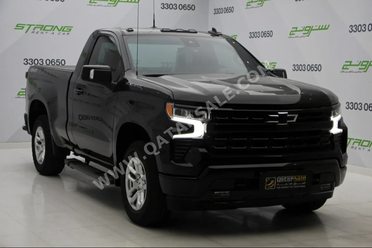 Chevrolet  Silverado  RST  2023  Automatic  650 Km  8 Cylinder  Four Wheel Drive (4WD)  Pick Up  Black  With Warranty