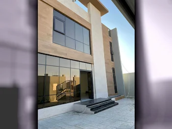 Family Residential  - Not Furnished  - Al Daayen  - Sumaysimah  - 5 Bedrooms