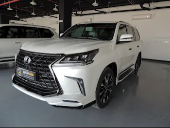 Lexus  LX  570 S Black Edition  2021  Automatic  34,000 Km  8 Cylinder  Four Wheel Drive (4WD)  SUV  White