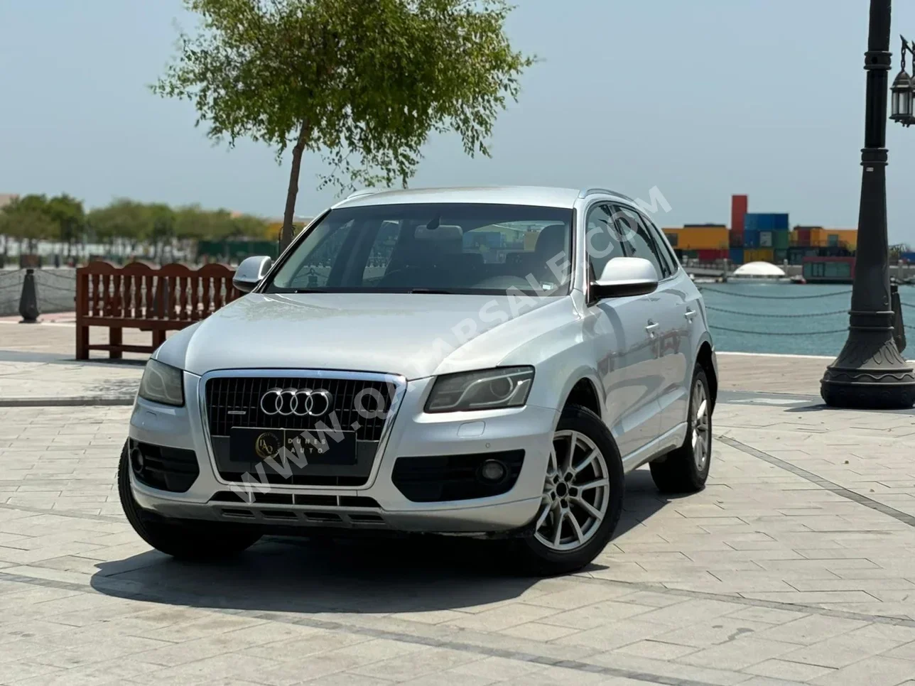 Audi  Q5  2.0 T Quatro  2009  Automatic  149,000 Km  4 Cylinder  Rear Wheel Drive (RWD)  SUV  Silver