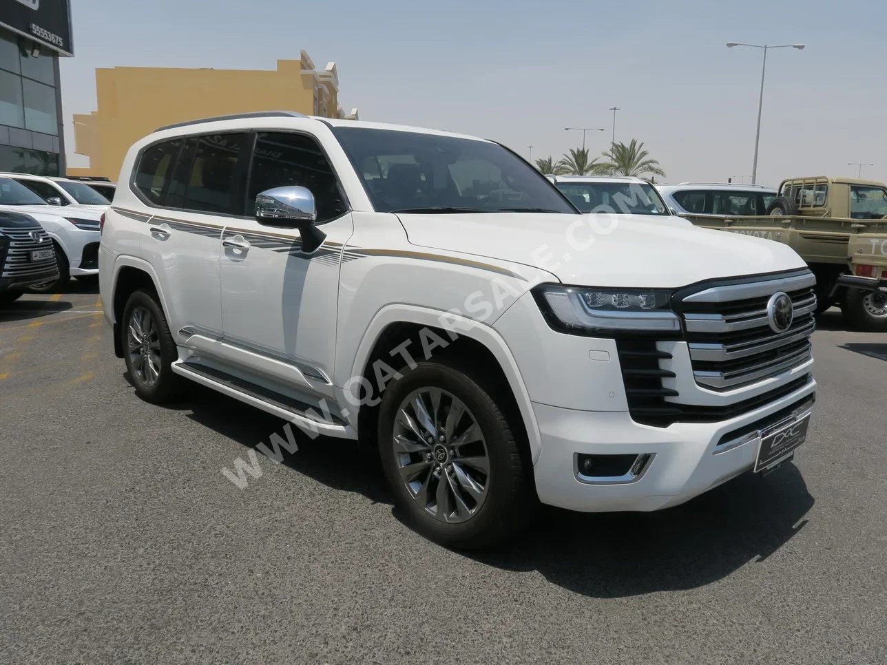 Toyota  Land Cruiser  VXR Twin Turbo  2023  Automatic  12,000 Km  6 Cylinder  Four Wheel Drive (4WD)  SUV  White  With Warranty