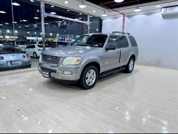 Ford  Explorer  2009  Automatic  224,000 Km  6 Cylinder  Four Wheel Drive (4WD)  SUV  Silver