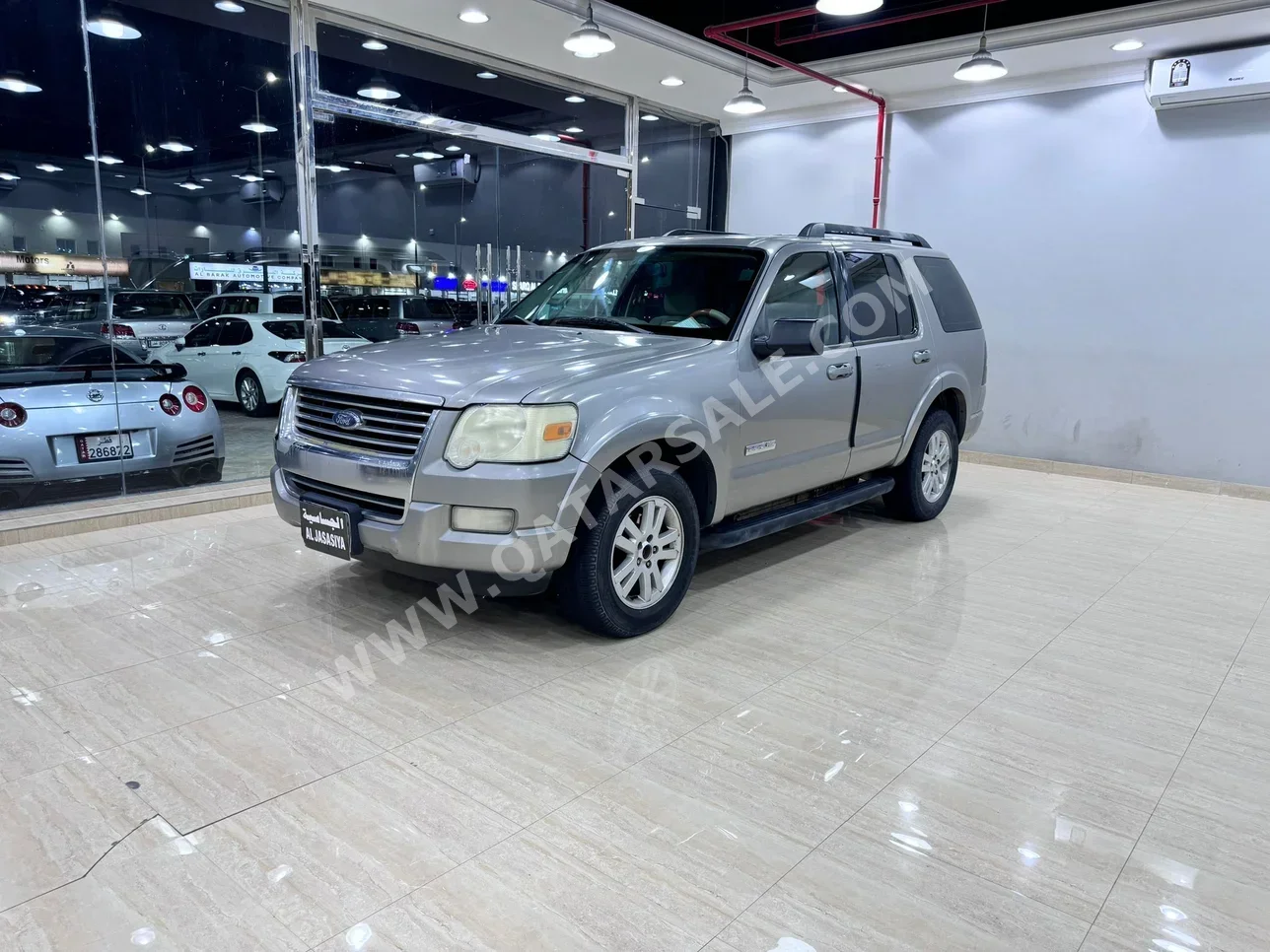 Ford  Explorer  2009  Automatic  224,000 Km  6 Cylinder  Four Wheel Drive (4WD)  SUV  Silver