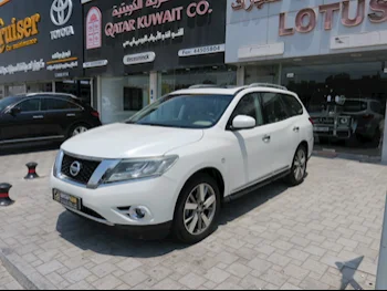 Nissan  Pathfinder  SV  2016  Automatic  89,000 Km  6 Cylinder  Four Wheel Drive (4WD)  SUV  White