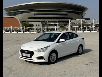 Hyundai  Accent  2020  Automatic  59,000 Km  4 Cylinder  Front Wheel Drive (FWD)  Sedan  White