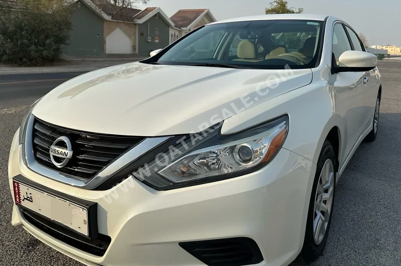 Nissan  Altima  2.5 S  2018  Automatic  92,760 Km  4 Cylinder  Front Wheel Drive (FWD)  Sedan  White