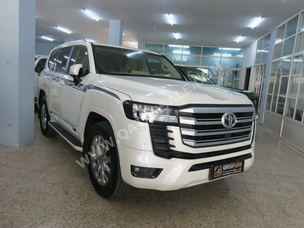 Toyota  Land Cruiser  GXR Twin Turbo  2023  Automatic  36,000 Km  6 Cylinder  Four Wheel Drive (4WD)  SUV  White