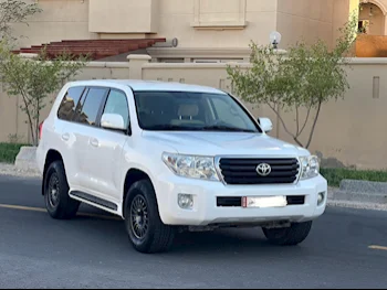 Toyota  Land Cruiser  G  2015  Automatic  315,000 Km  6 Cylinder  Four Wheel Drive (4WD)  SUV  White