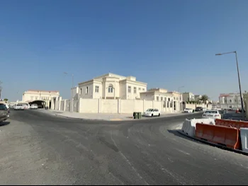 Family Residential  - Not Furnished  - Umm Salal  - Al Kharaitiyat  - 8 Bedrooms  - Includes Water & Electricity
