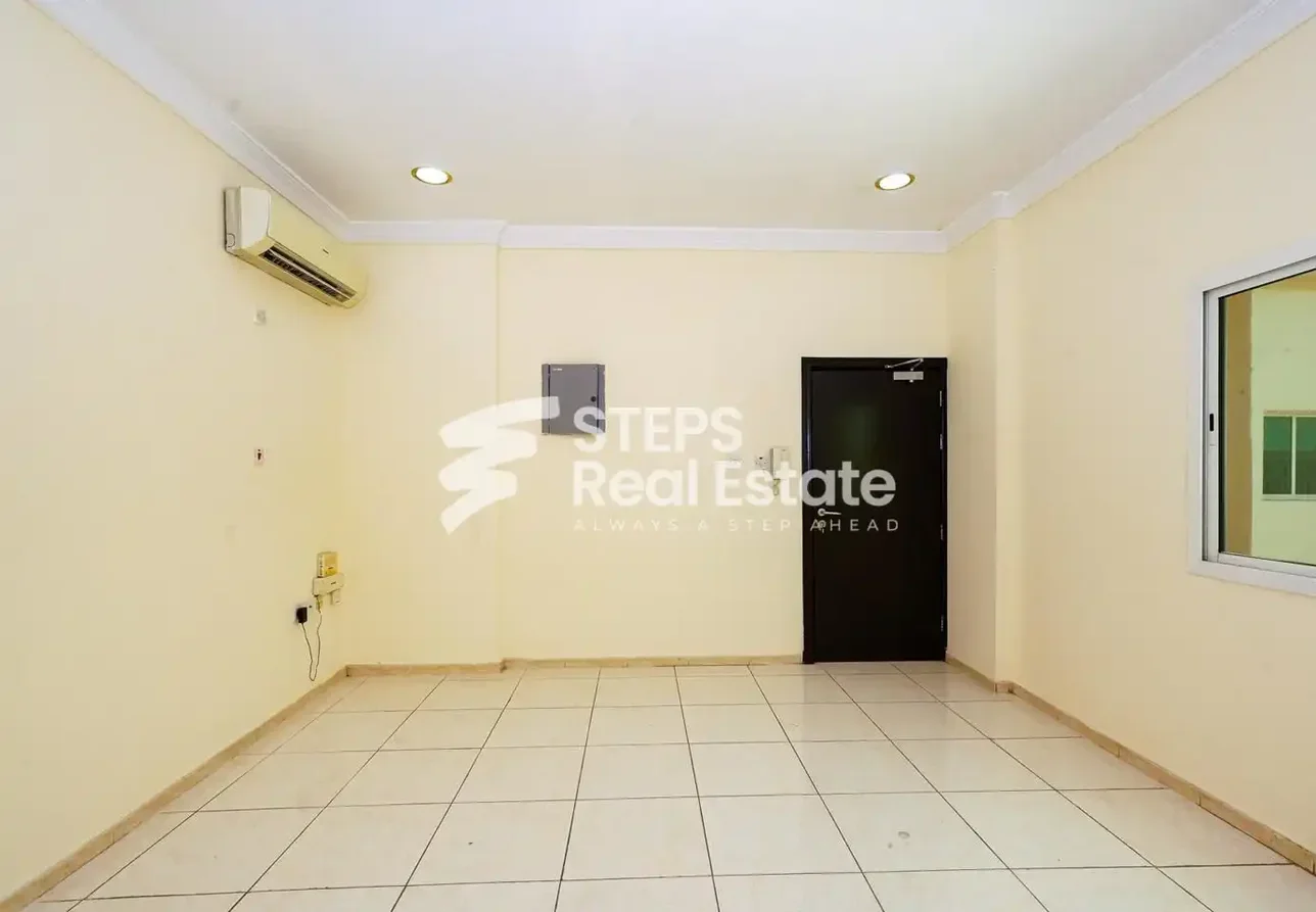 2 Bedrooms  Apartment  For Rent  in Al Wakrah -  Al Wakrah  Semi Furnished