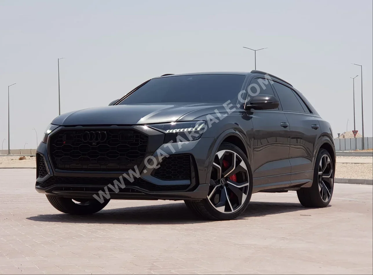 Audi  Q8  RS  2022  Automatic  22,000 Km  8 Cylinder  Four Wheel Drive (4WD)  SUV  Gray