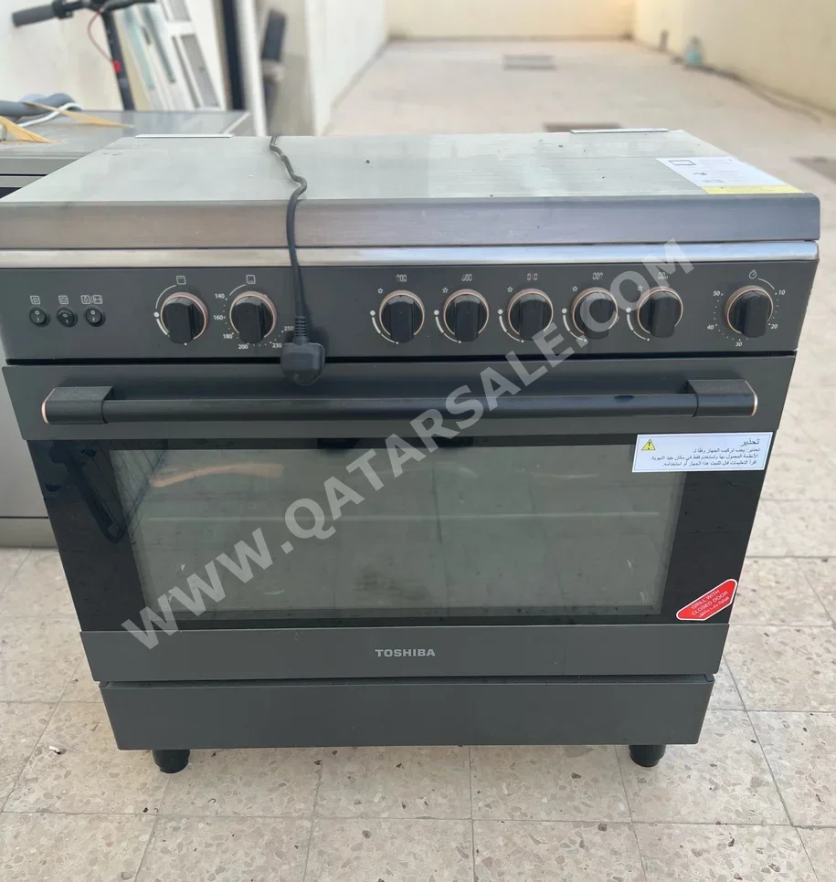 Cooking Range  - Gas  - Black Stainless