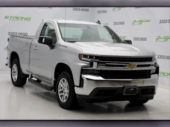 Chevrolet  Silverado  2019  Automatic  89,000 Km  8 Cylinder  Four Wheel Drive (4WD)  Pick Up  Gray