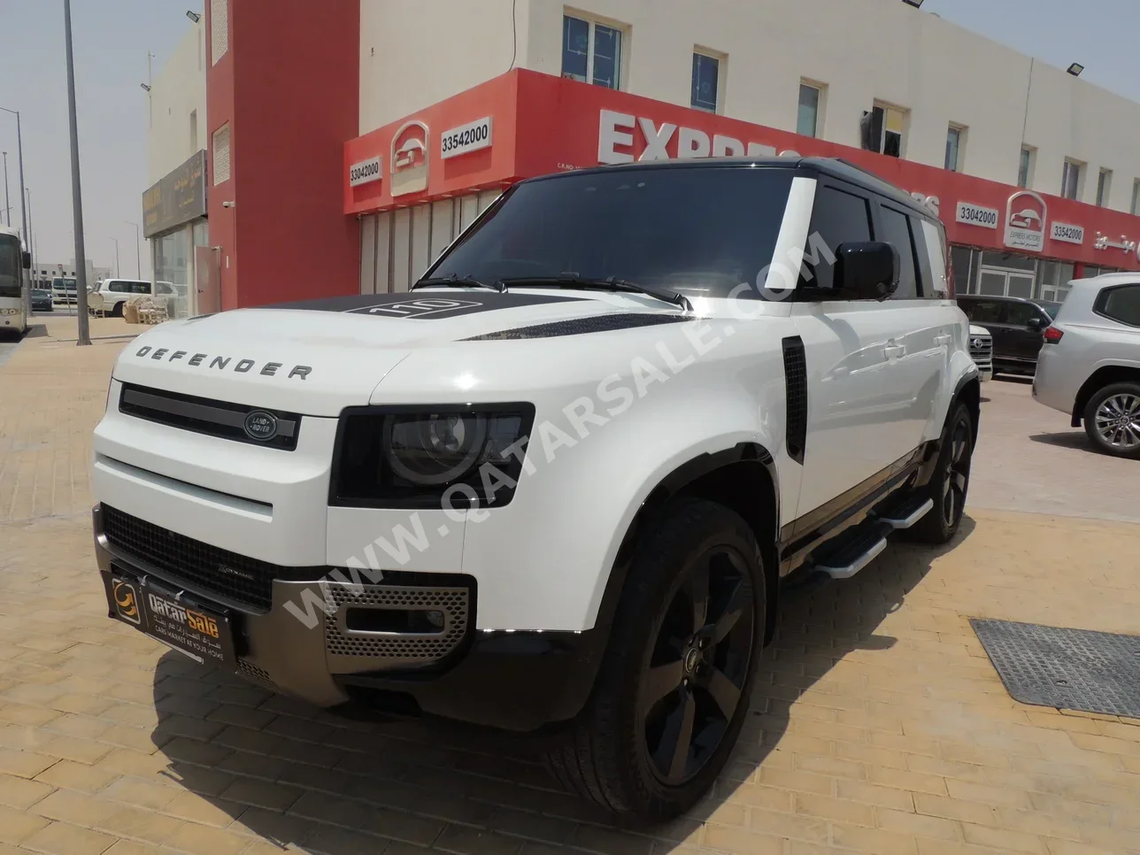 Land Rover  Defender  X Dynamic  2023  Automatic  42,000 Km  6 Cylinder  Four Wheel Drive (4WD)  SUV  White  With Warranty