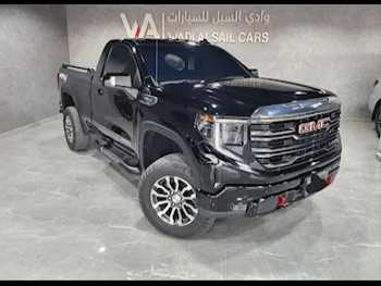 GMC  Sierra  AT4  2022  Automatic  20,000 Km  8 Cylinder  Four Wheel Drive (4WD)  Pick Up  Black  With Warranty