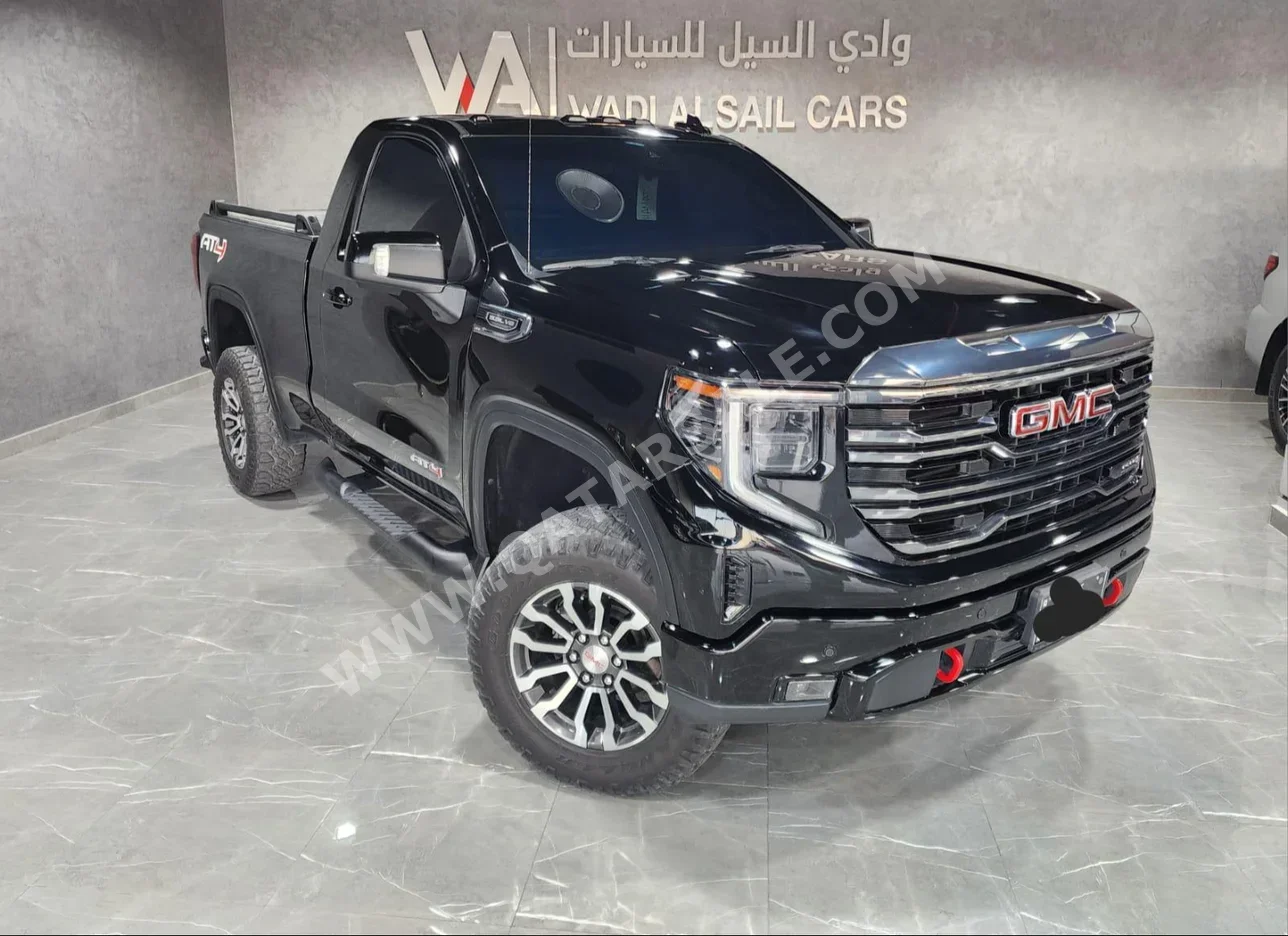 GMC  Sierra  AT4  2022  Automatic  20,000 Km  8 Cylinder  Four Wheel Drive (4WD)  Pick Up  Black  With Warranty